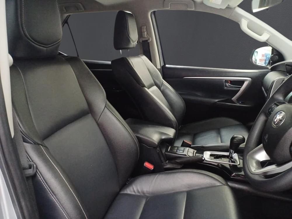 Toyota Fortuner 2.4 Gd-6 Rb 6At