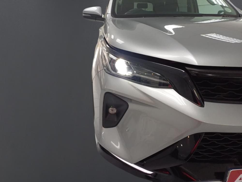 Toyota Fortuner 2.4 Gd-6 Rb 6At