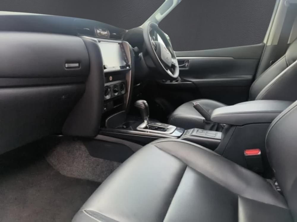 Toyota Fortuner 2.4 Gd-6 Rb 6At