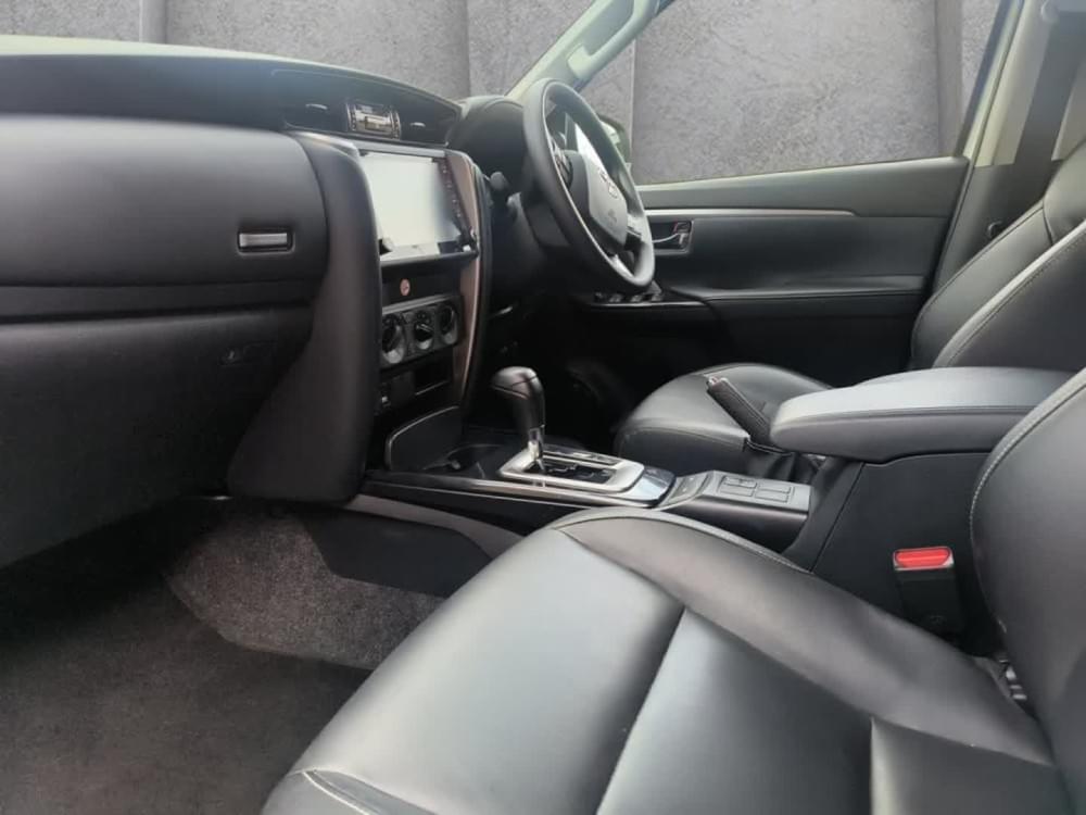 Toyota Fortuner 2.4 Gd-6 Rb 6At