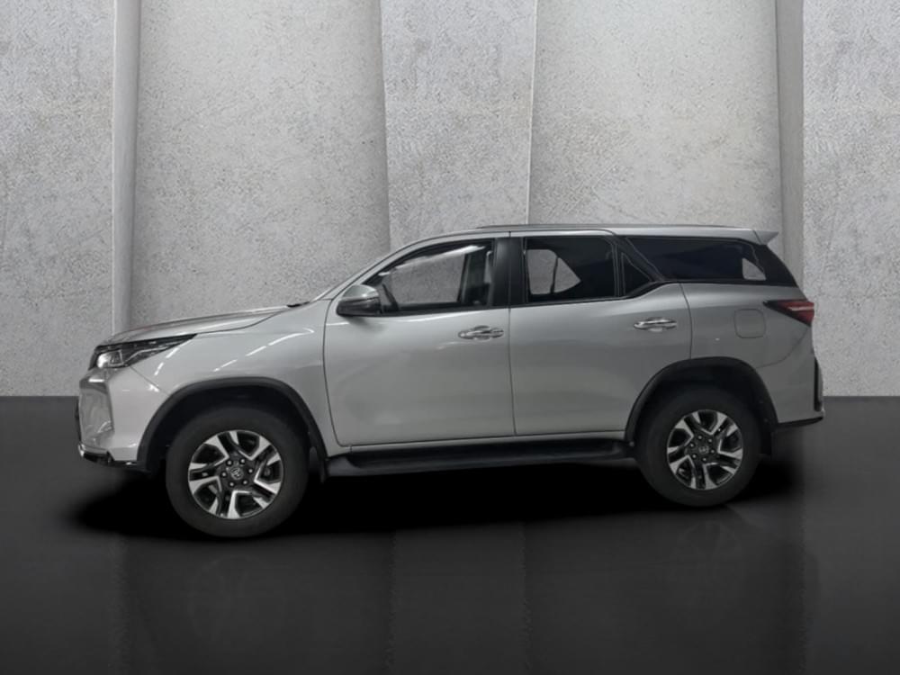 Toyota Fortuner 2.4 Gd-6 Rb 6At