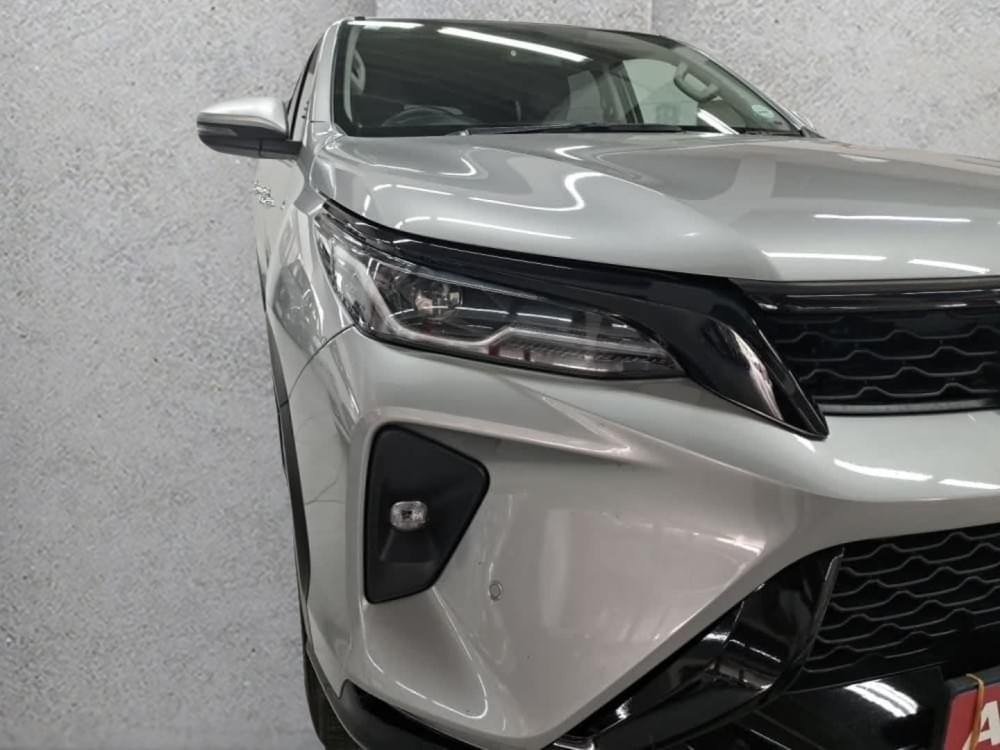 Toyota Fortuner 2.4 Gd-6 Rb 6At