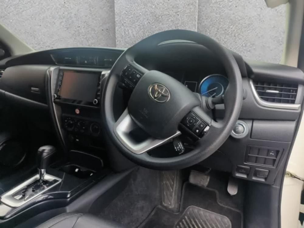 Toyota Fortuner 2.4 Gd-6 Rb 6At