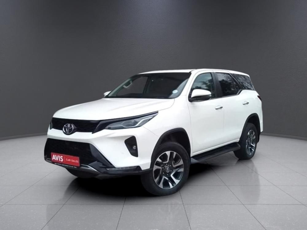 Toyota Fortuner 2.4 Gd-6 Rb At