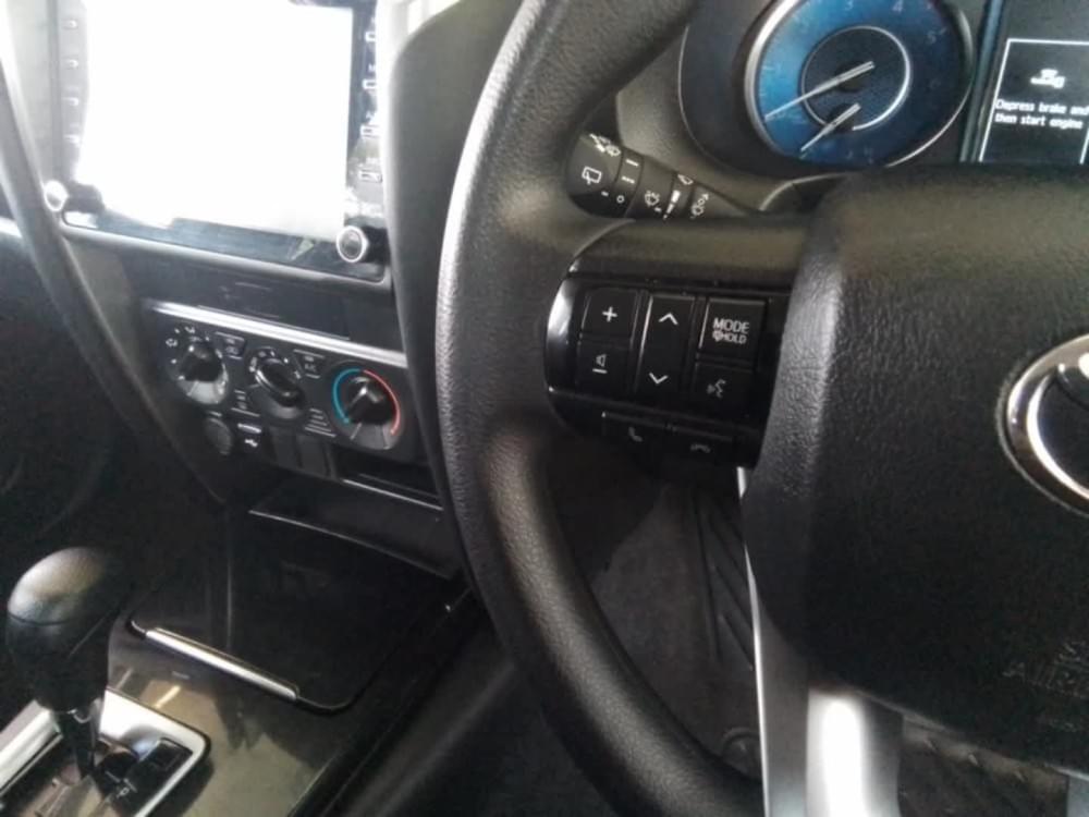 Toyota Fortuner 2.4 Gd-6 Rb At