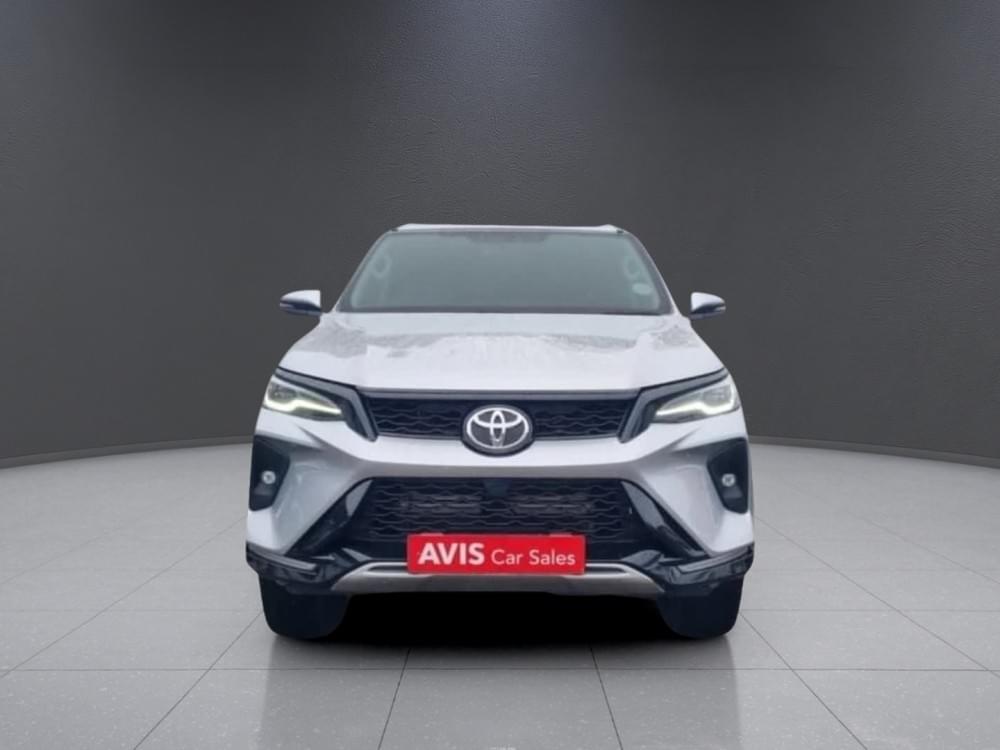 Toyota Fortuner 2.4 Gd-6 Rb At