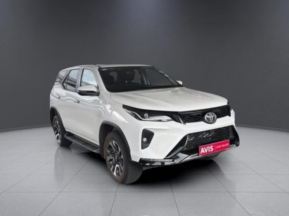 Toyota Fortuner 2.4 Gd-6 Rb At