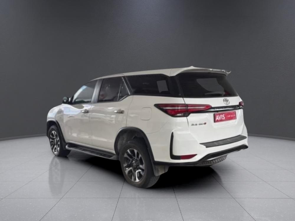 Toyota Fortuner 2.4 Gd-6 Rb At