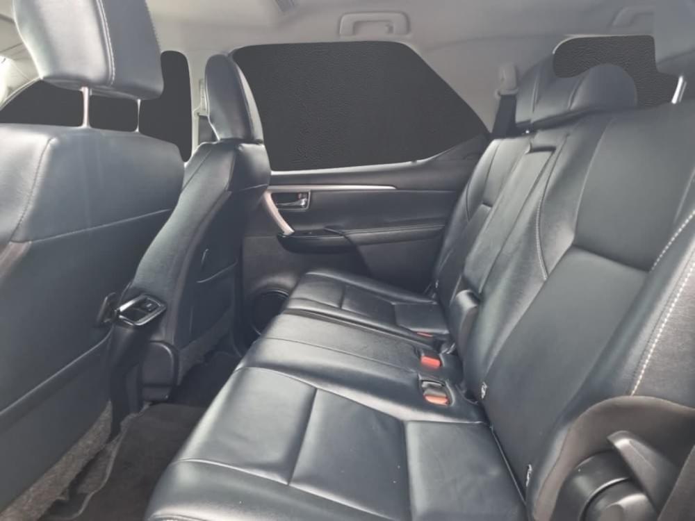 Toyota Fortuner 2.4 Gd-6 Rb At