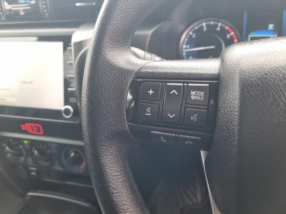Toyota Fortuner 2.4 Gd-6 Rb At