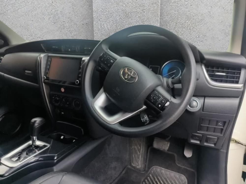 Toyota Fortuner 2.4 Gd-6 Rb 6At
