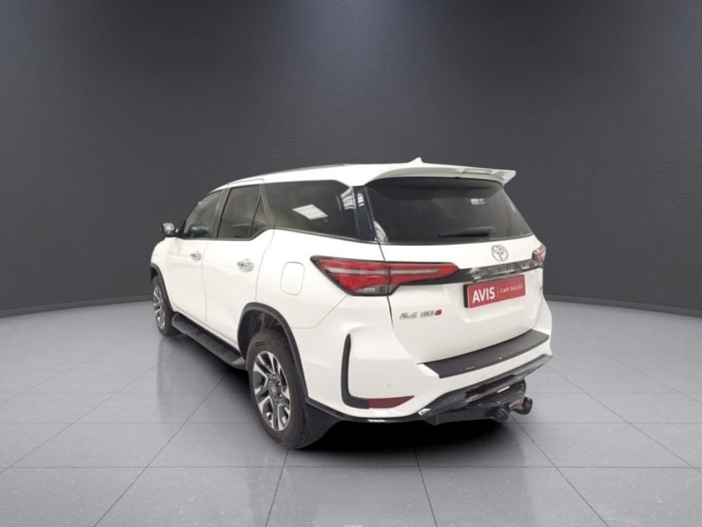 Toyota Fortuner 2.4 Gd-6 4X4 At