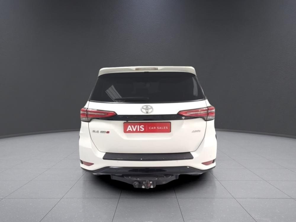 Toyota Fortuner 2.4 Gd-6 4X4 At