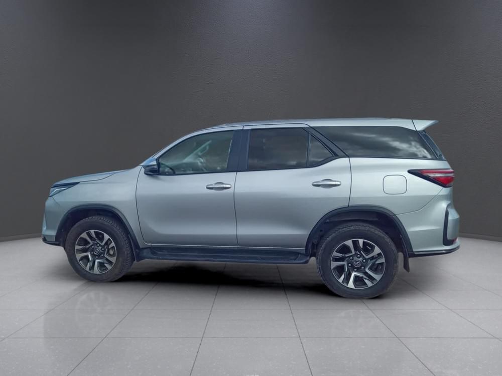 Toyota Fortuner 2.4 Gd-6 4X4 At