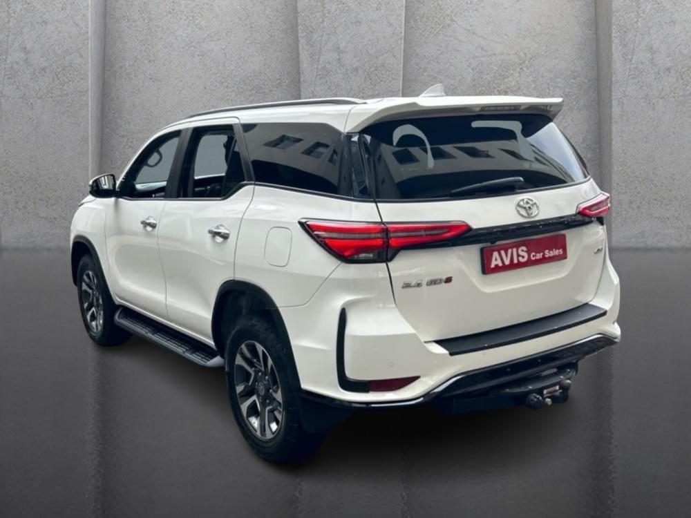 Toyota Fortuner 2.4 Gd-6 4X4 At