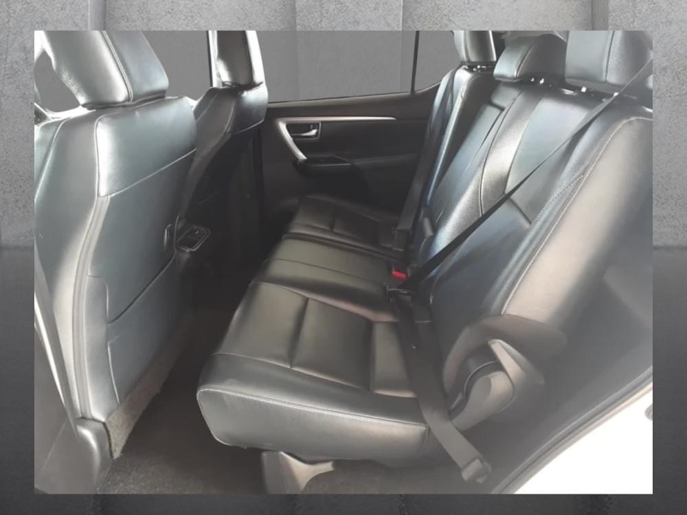 Toyota Fortuner 2.4 Gd-6 4X4 At