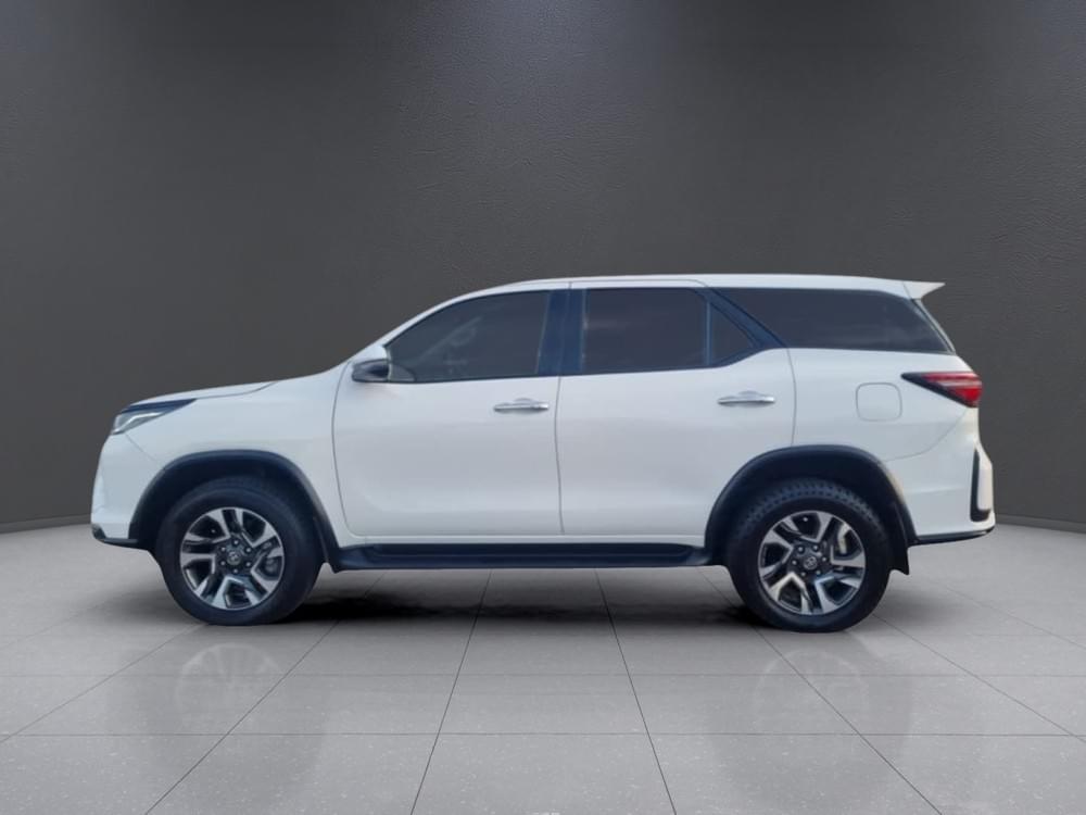 Toyota Fortuner 2.4 Gd-6 4X4 6At