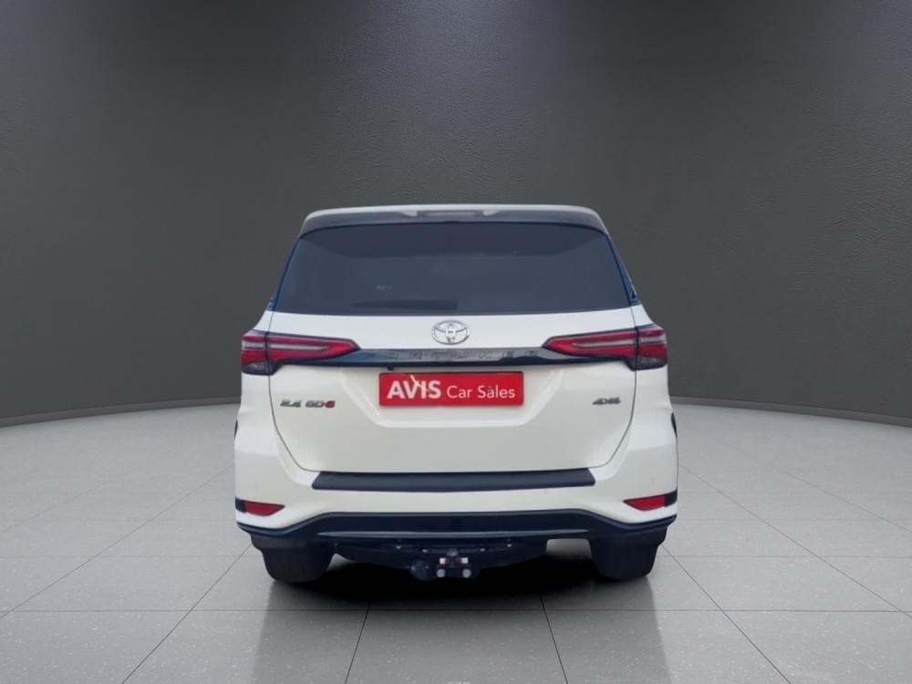 Toyota Fortuner 2.4 Gd-6 4X4 At