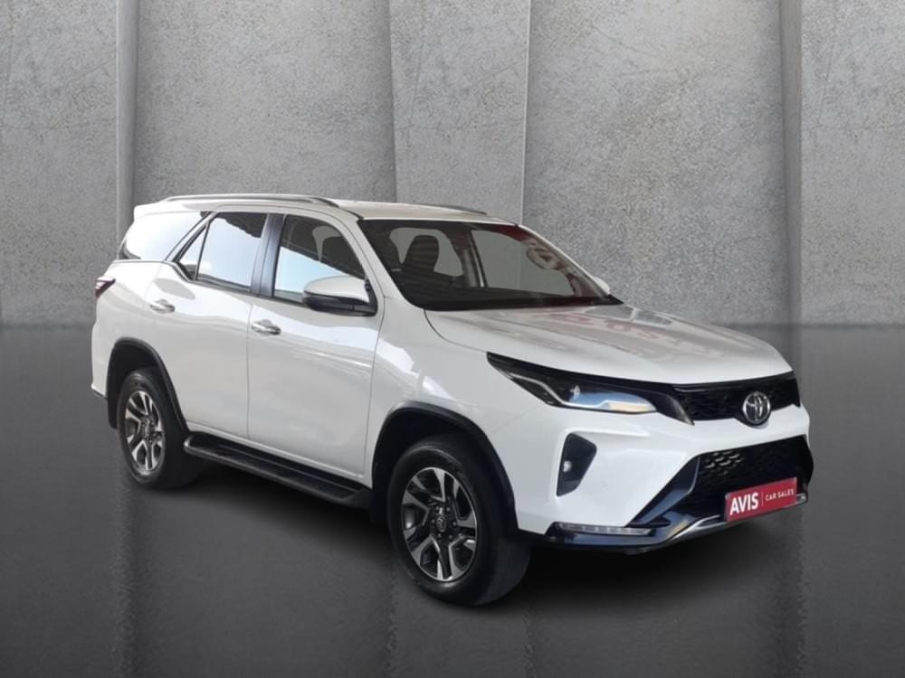 Toyota Fortuner 2.4 Gd-6 4X4 At