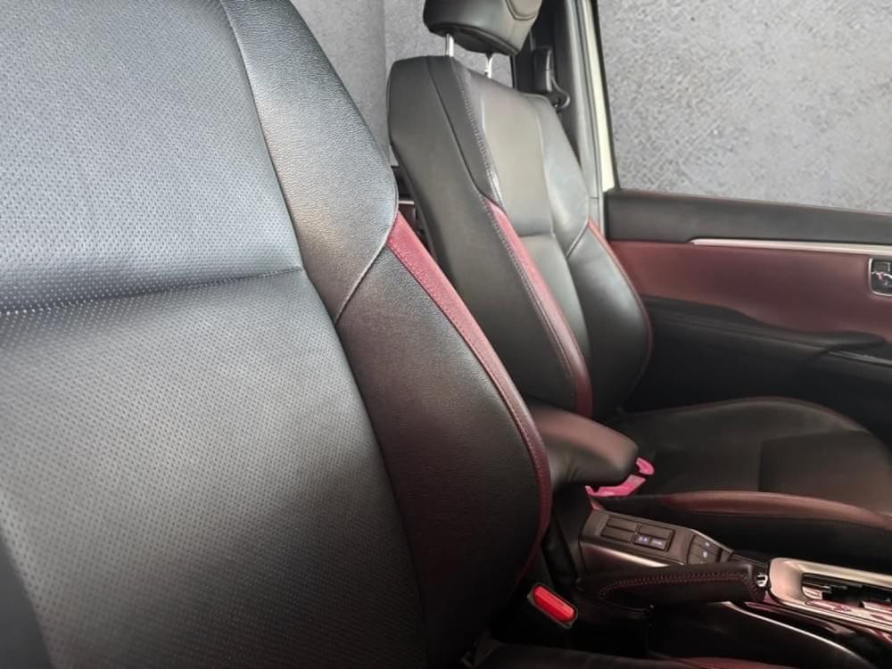 Toyota Fortuner 2.8 Gd-6 Rb At