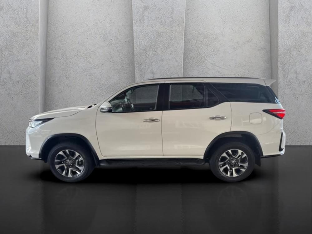 Toyota Fortuner 2.8 Gd-6 Rb At