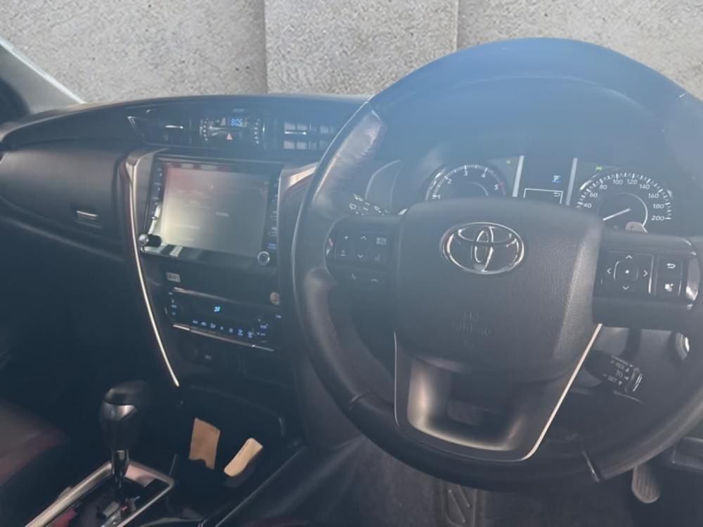 Toyota Fortuner 2.8 Gd-6 Rb At