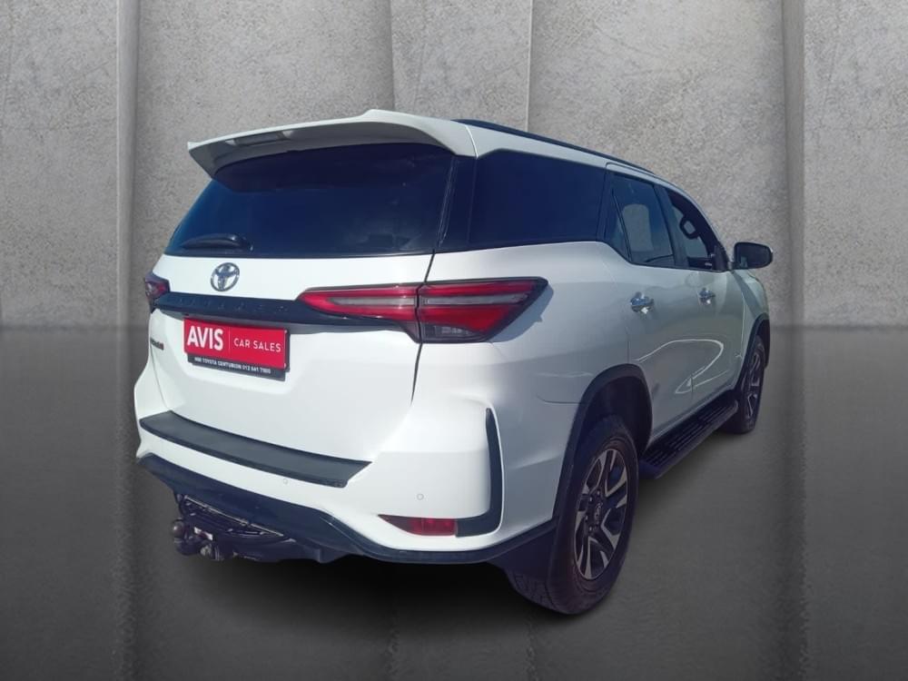 Toyota Fortuner 2.8 Gd-6 Rb At