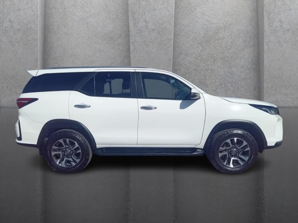 Toyota Fortuner 2.8 Gd-6 Rb At