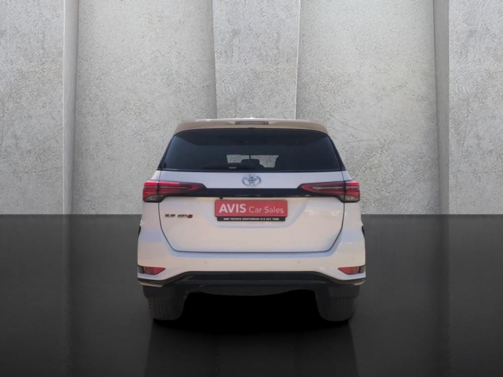 Toyota Fortuner 2.8 Gd-6 Rb At