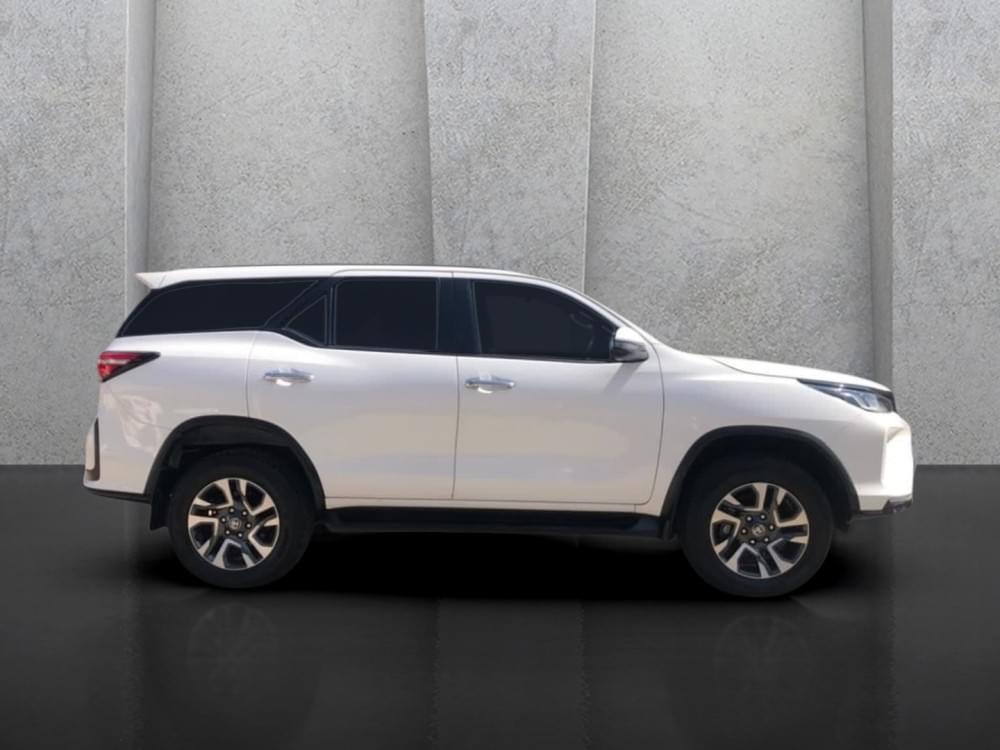 Toyota Fortuner 2.8 Gd-6 Rb At