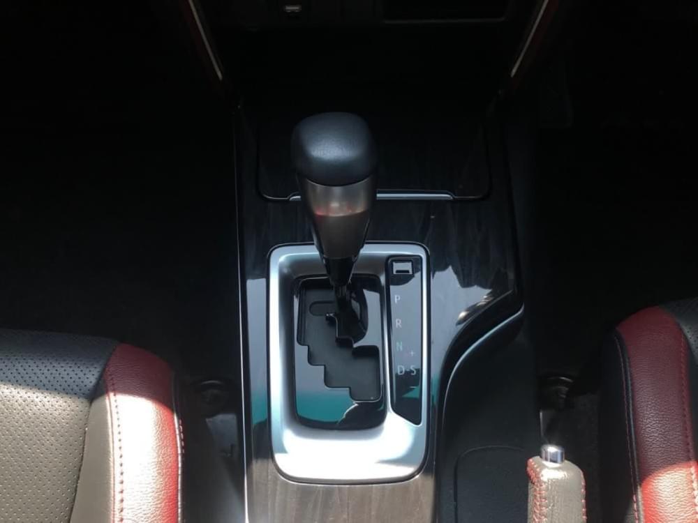 Toyota Fortuner 2.8 Gd-6 Rb At