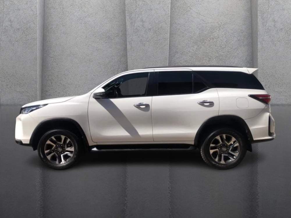 Toyota Fortuner 2.8 Gd-6 Rb At