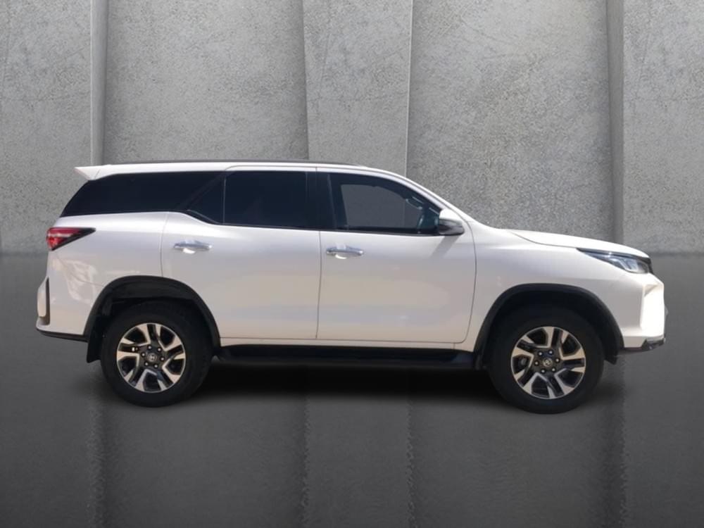 Toyota Fortuner 2.8 Gd-6 Rb At
