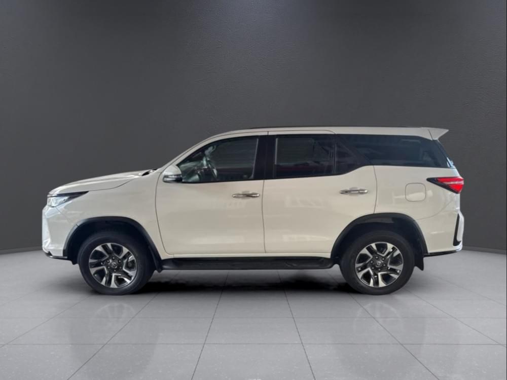 Toyota N/A 2.8 Gd-6 Rb At