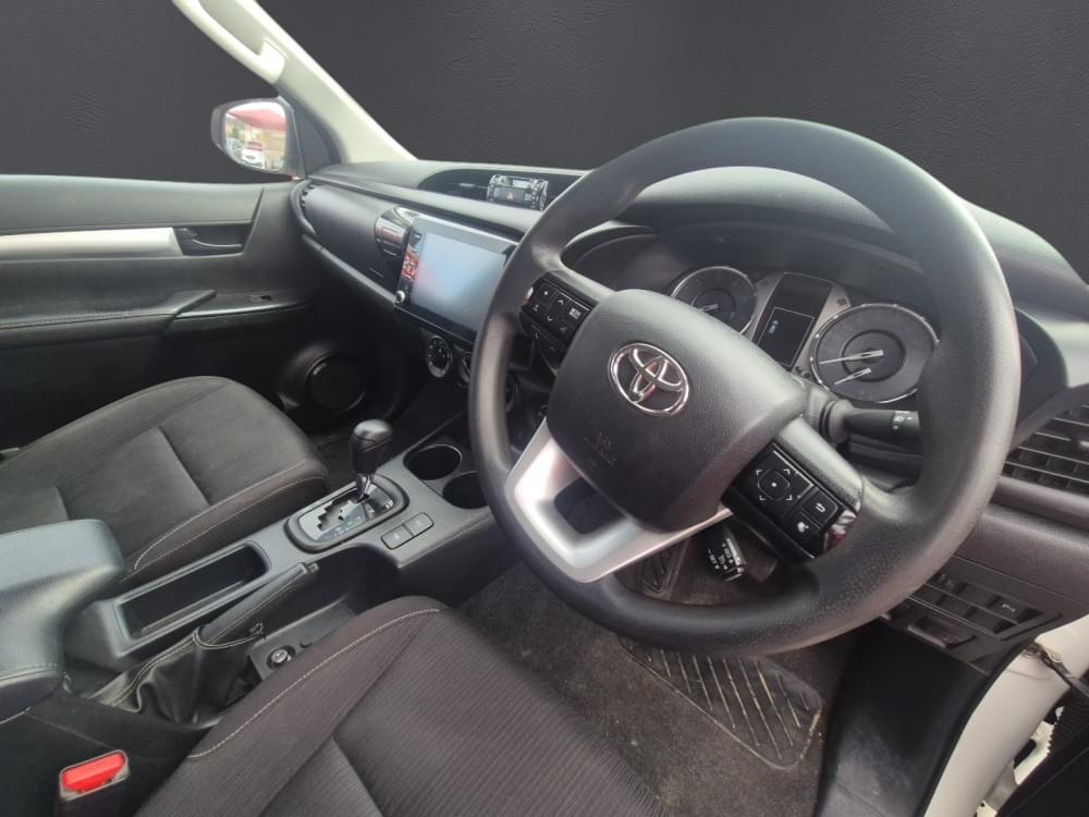 Toyota Hilux 2.4 Gd-6 Raider 4X4 At D Cab