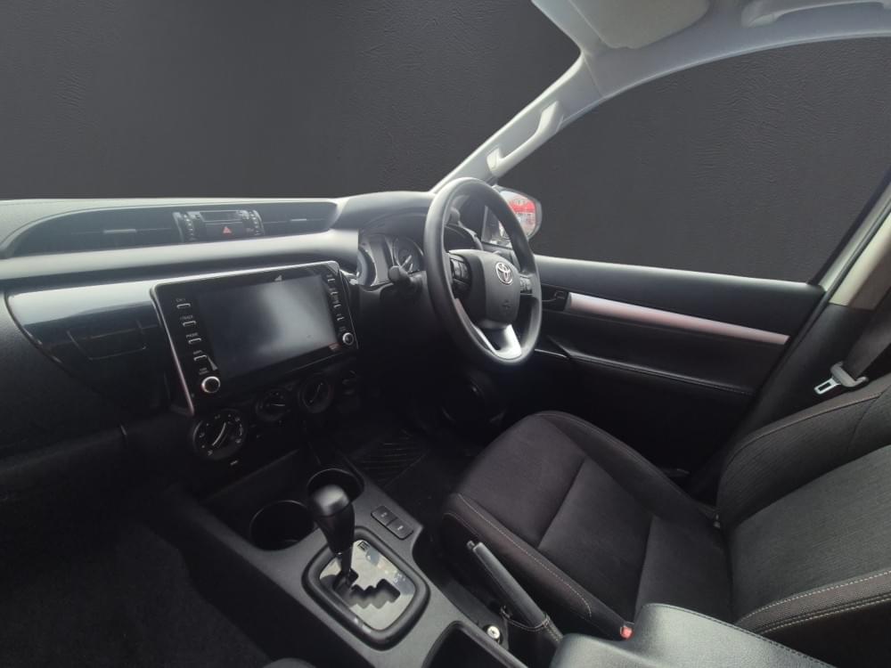 Toyota Hilux 2.4 Gd-6 Raider 4X4 At D Cab