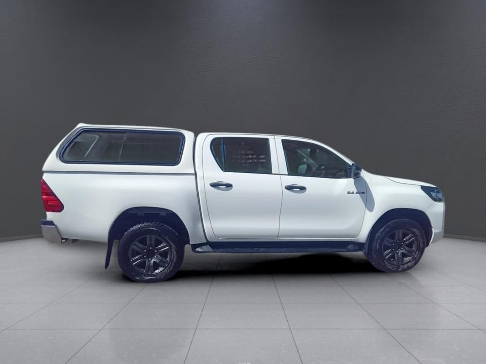 Toyota N/A 2.4 Gd-6 Raider 4X4 At D Cab