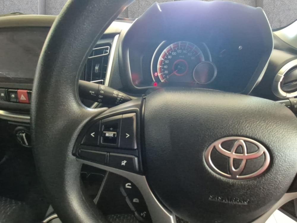 Toyota Vitz 1.0 Xr