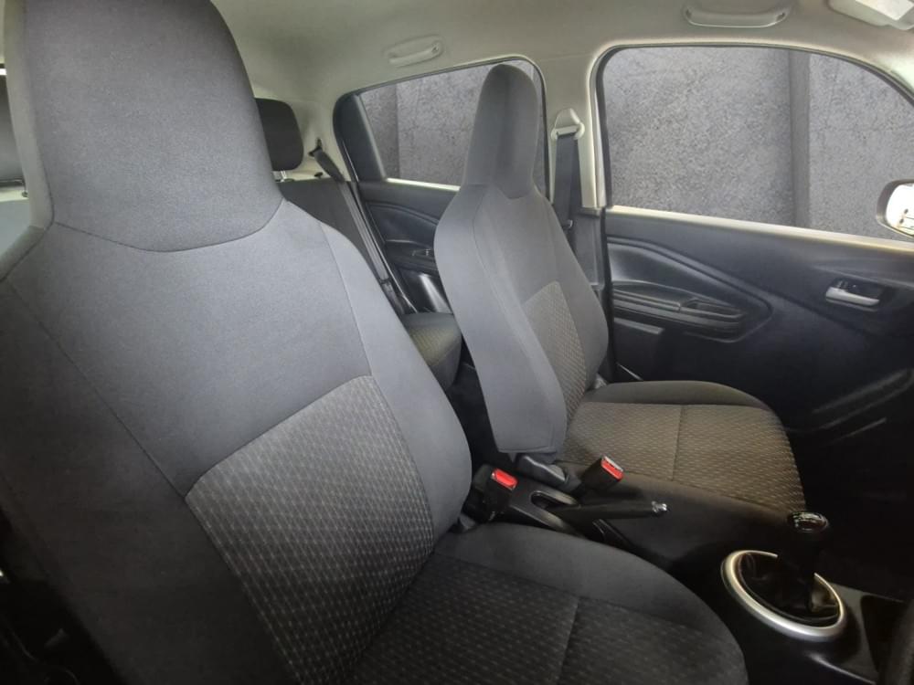 Toyota Vitz 1.0 Xr