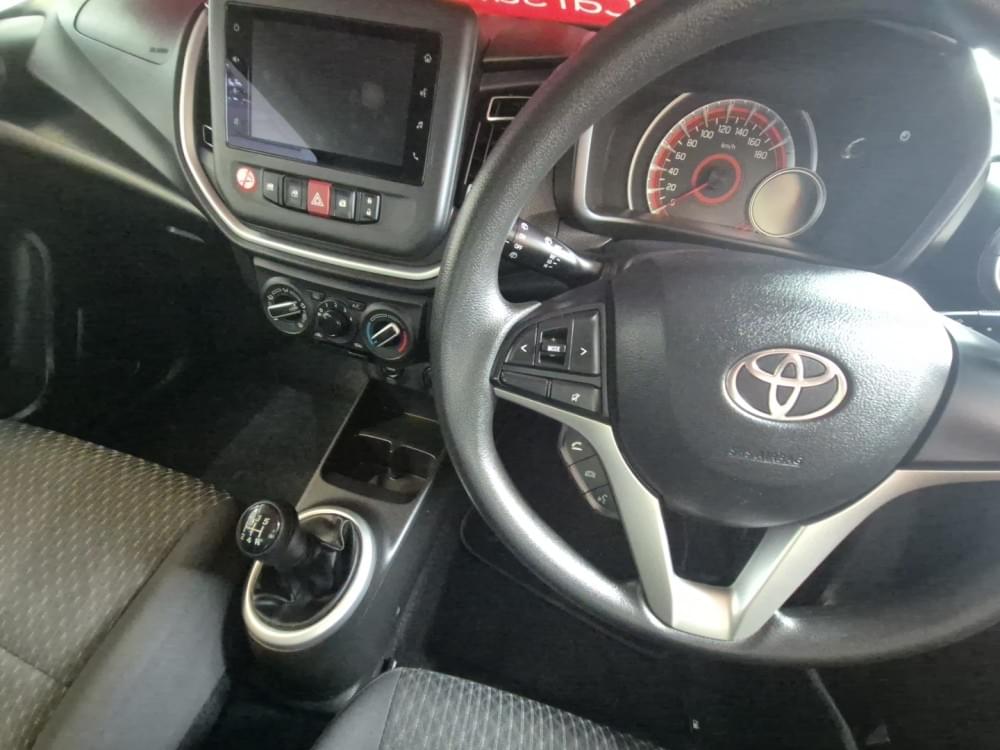 Toyota Vitz 1.0 Xr