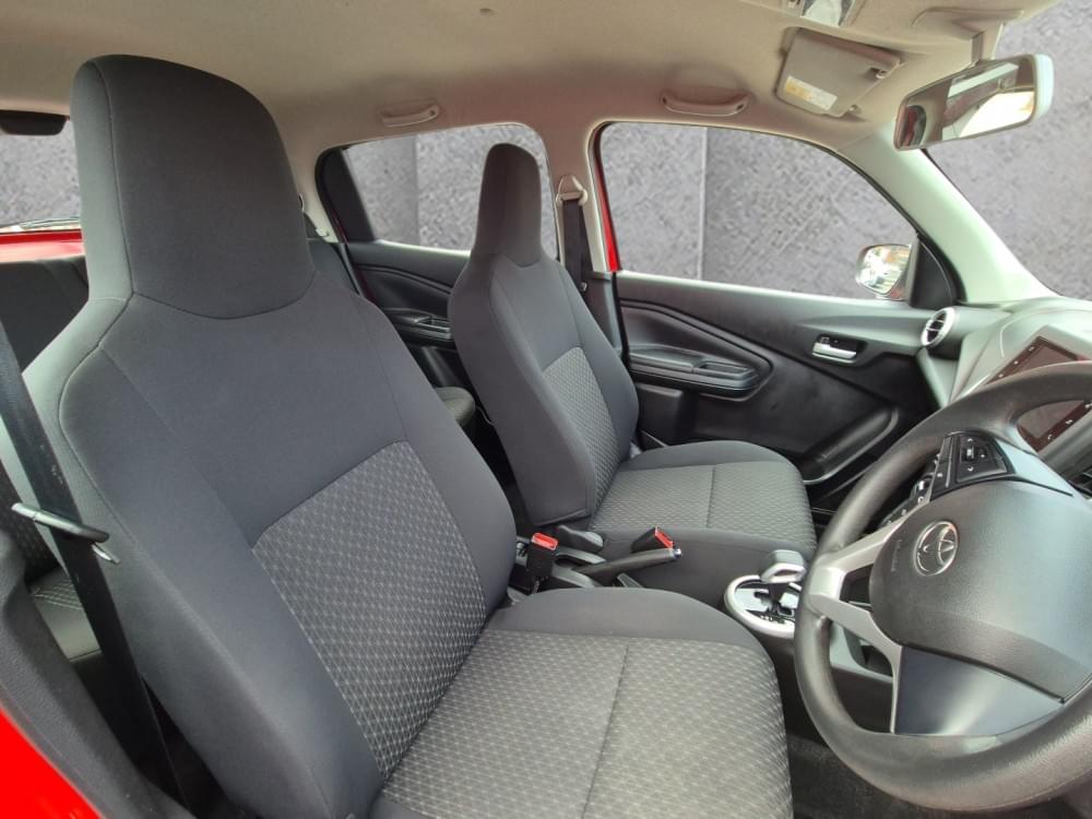 Toyota Vitz 1.0 Xr Amt