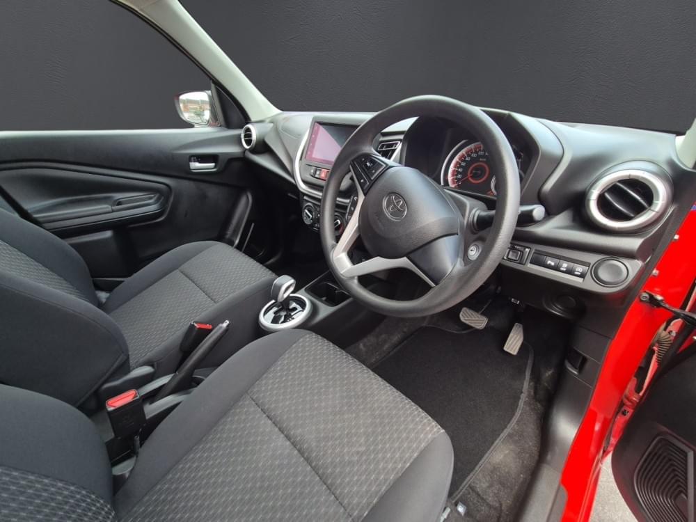 Toyota Vitz 1.0 Xr Amt