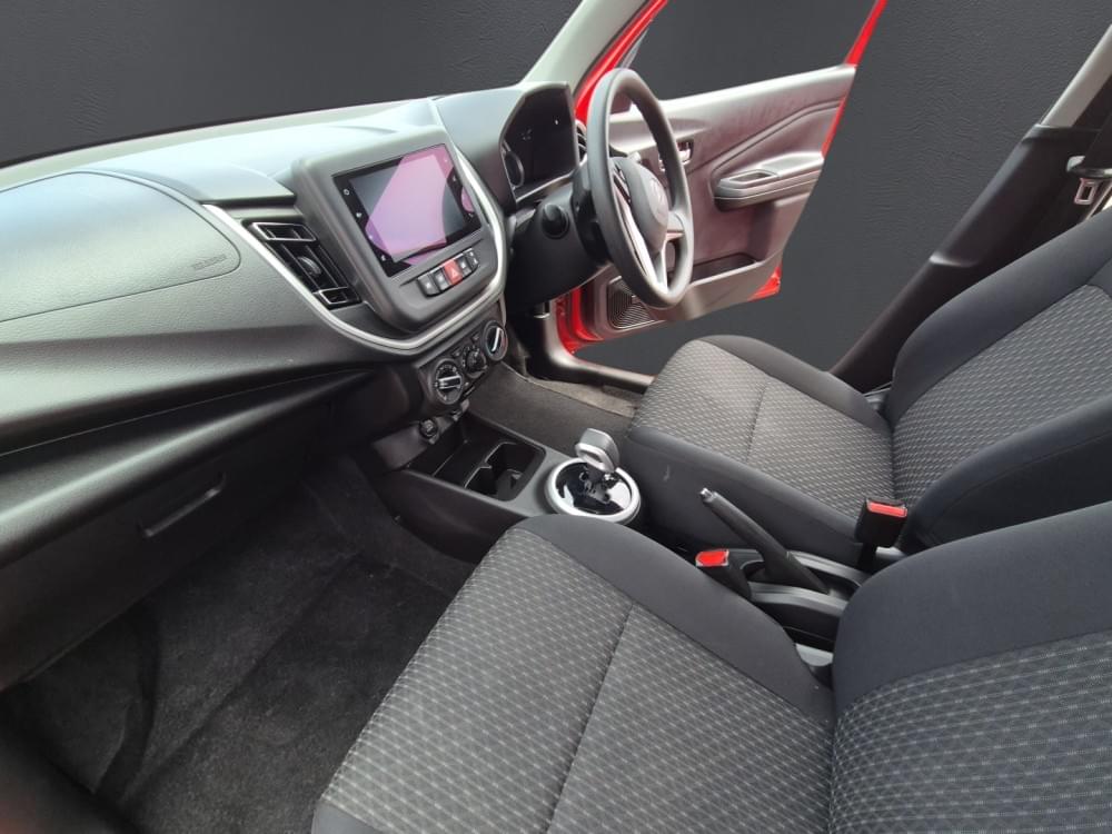 Toyota Vitz 1.0 Xr Amt