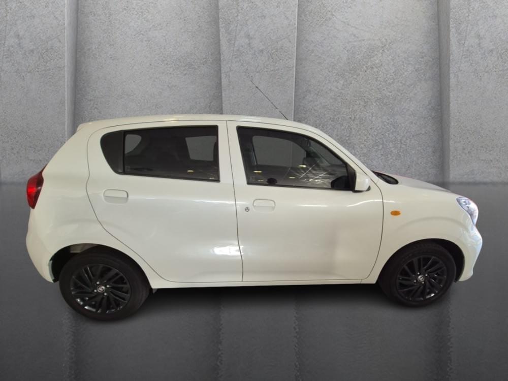 Toyota Vitz 1.0 Xr Amt
