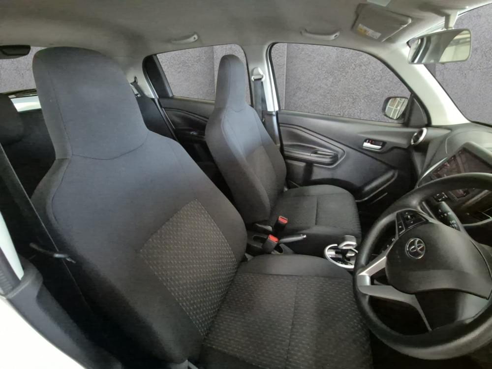 Toyota Vitz 1.0 Xr Amt