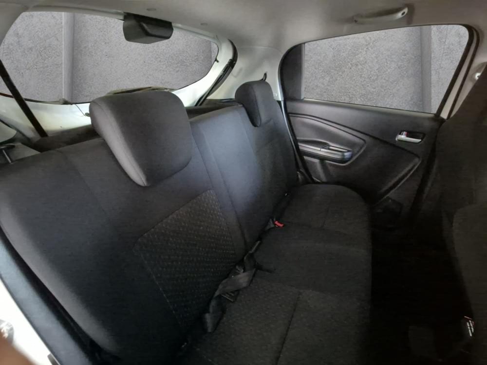 Toyota Vitz 1.0 Xr Amt
