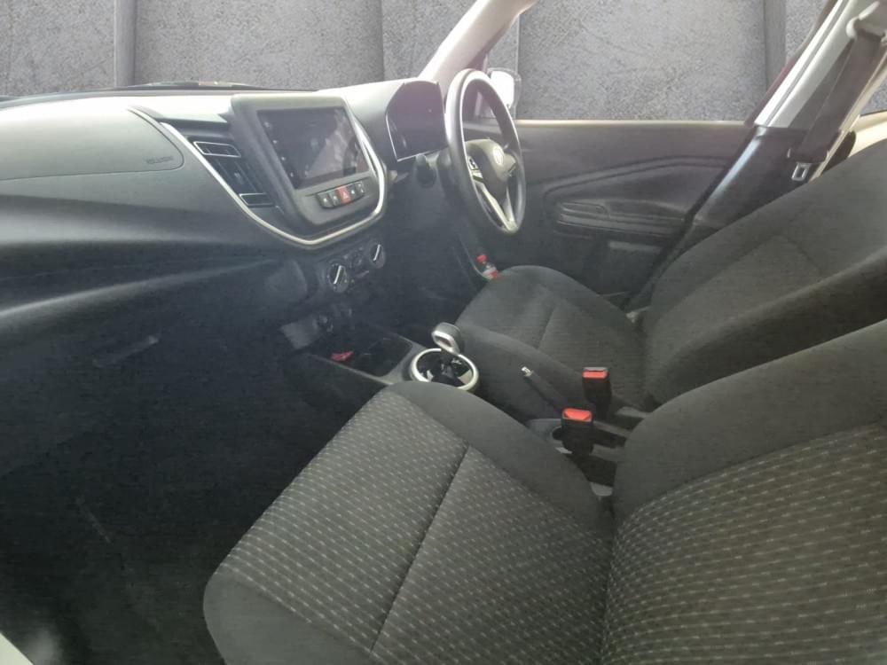 Toyota Vitz 1.0 Xr Amt