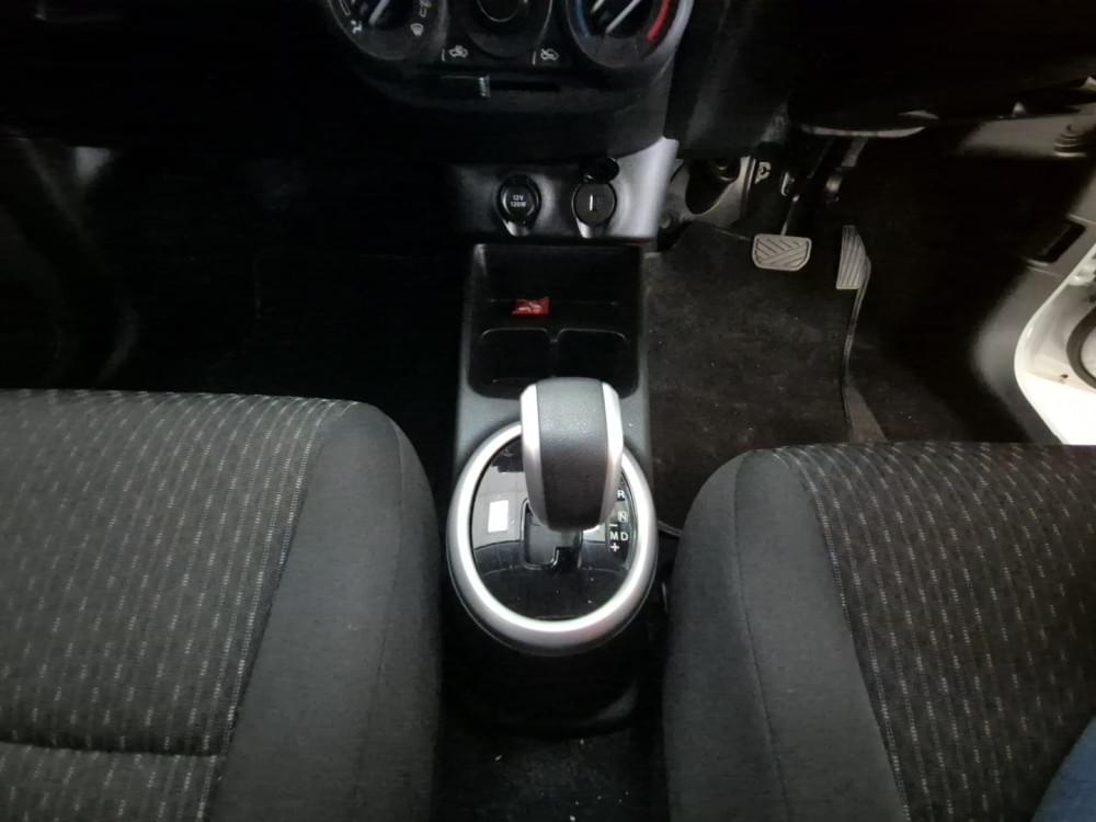 Toyota Vitz 1.0 Xr Amt