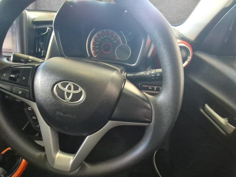 Toyota Vitz 1.0 Xr X-Cite