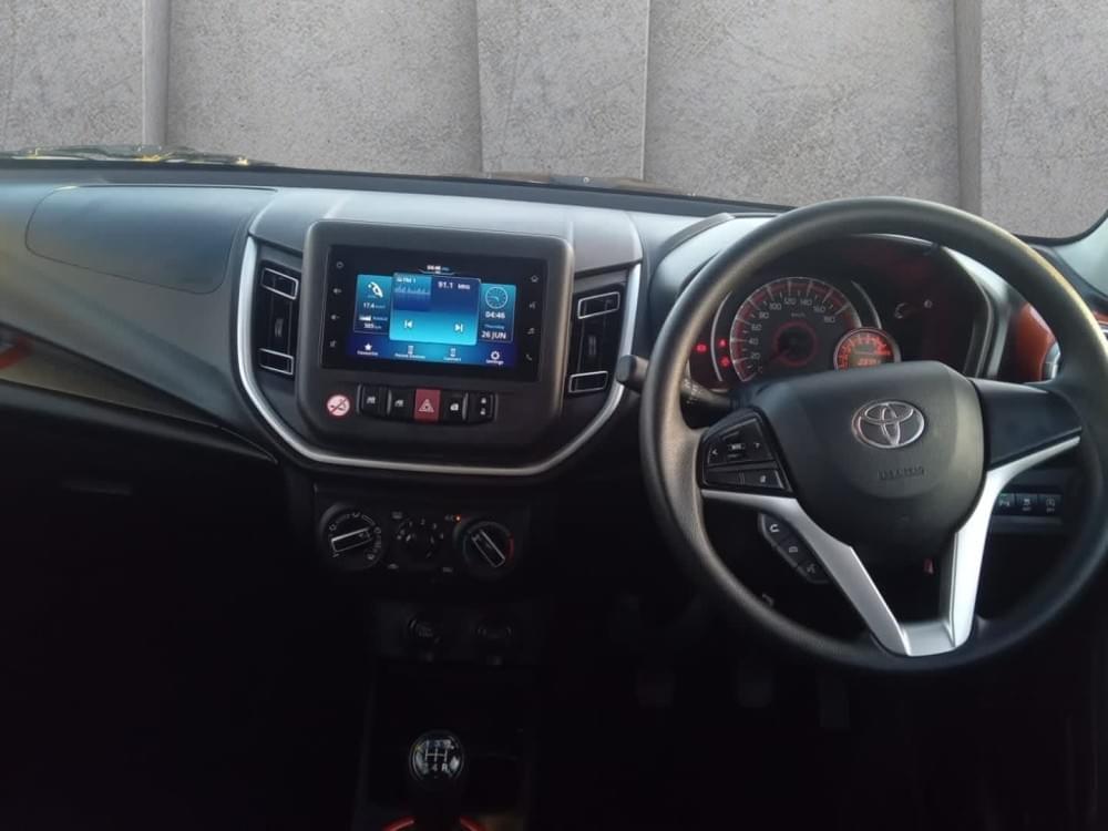Toyota Vitz 1.0 Xr X-Cite
